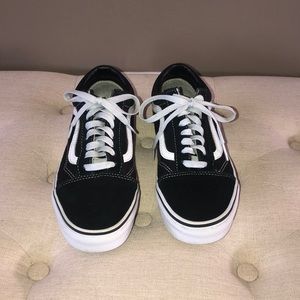 Black/white Old Skool Vans, size 8.0 women’s